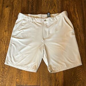 Greg Norman size 42 khaki golf shorts for men. Like new. MST101